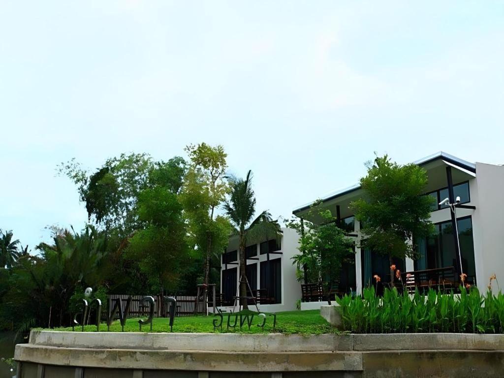 Lumphawa Amphawa Resort Samut Songkhram Exterior photo