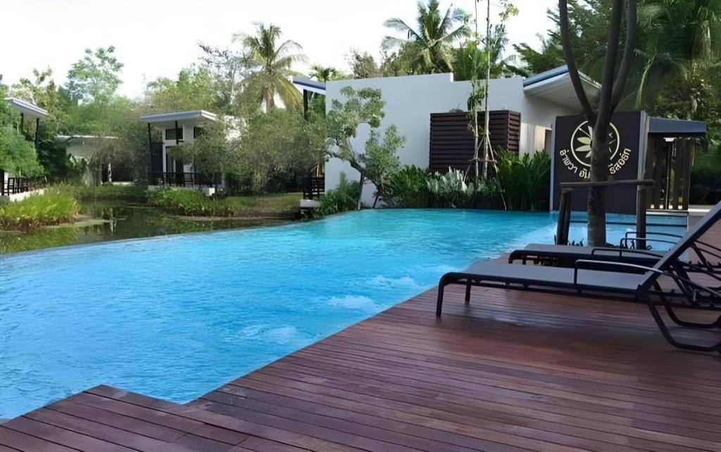Lumphawa Amphawa Resort Samut Songkhram Exterior photo