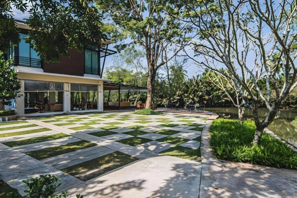 Lumphawa Amphawa Resort Samut Songkhram Exterior photo